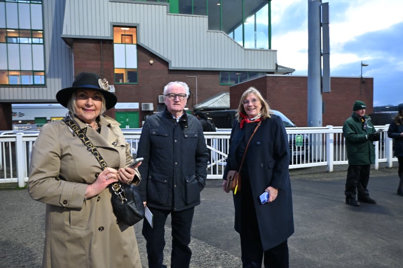 Anne David & Hillary